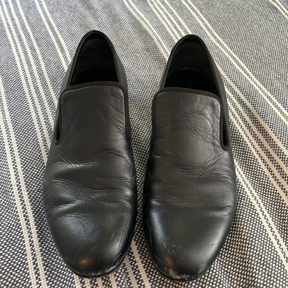 Classic black Celine smoke shoes